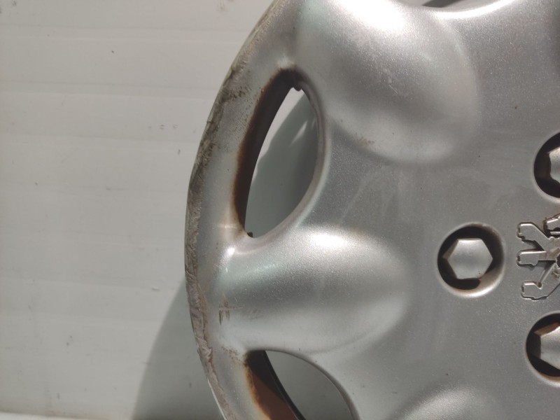 Recambio de tapacubos para peugeot 106 ii (1a_, 1c_) 1.1 i referencia OEM IAM 9628301877  