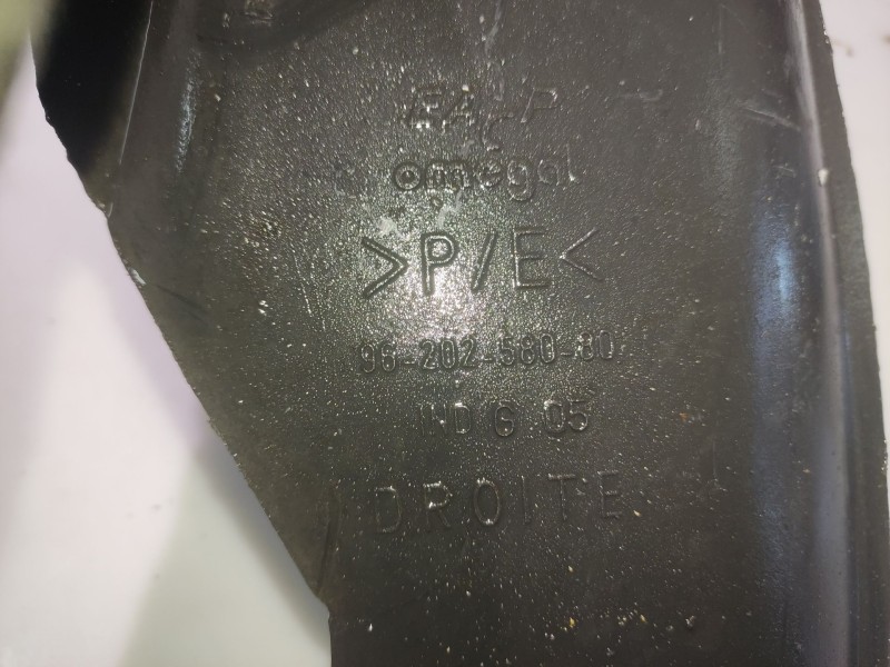 Recambio de paso de rueda delantero derecho para peugeot 106 ii (1a_, 1c_) 1.1 i referencia OEM IAM 9620258080  