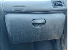 Recambio de guantera para peugeot 106 ii (1a_, 1c_) 1.1 i referencia OEM IAM 8220AR 8220AX 8220AT / 8220AY