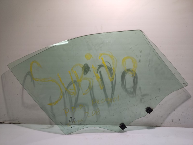 Recambio de luna delantera derecha para peugeot 208 i (ca_, cc_) 1.0 referencia OEM IAM 9673360680  