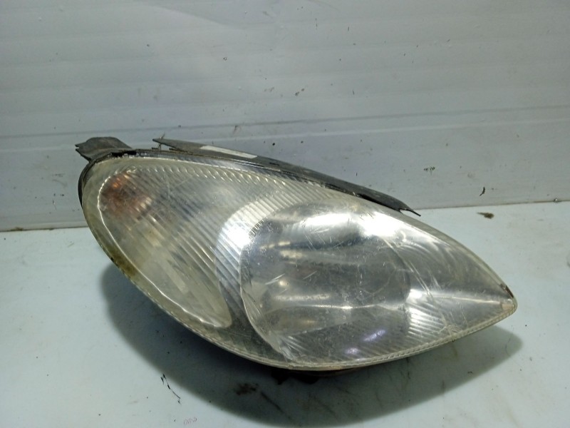 Recambio de faro derecho para citroën xsara picasso (n68) 1.6 referencia OEM IAM 6205W0  
