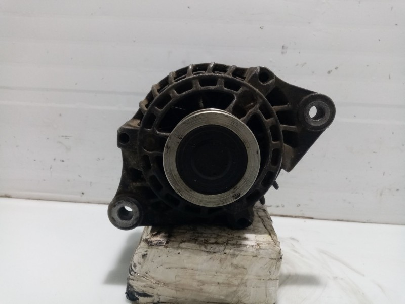 Recambio de alternador para fiat stilo (192) referencia OEM IAM 46782213 CAL30103GS 8EL011710501