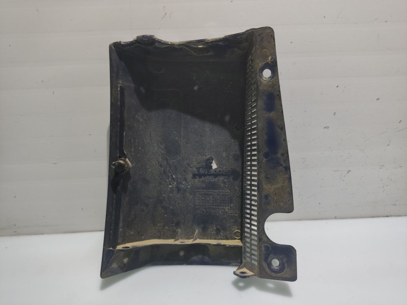 Recambio de moldura para opel meriva a monospace (x03) 1.6 (e75) referencia OEM IAM 13130028  