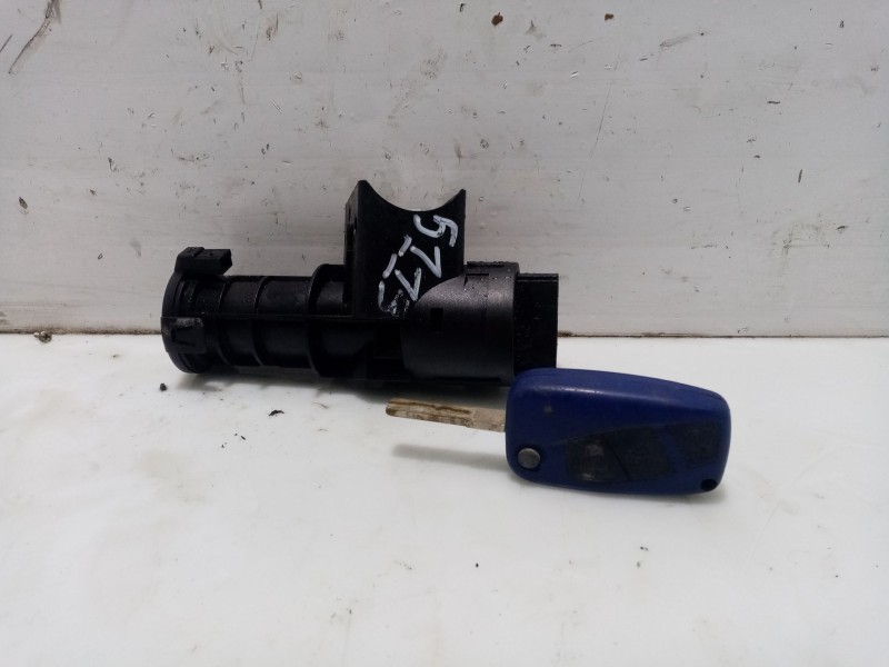 Recambio de conmutador de arranque para fiat stilo (192) referencia OEM IAM 61001500  