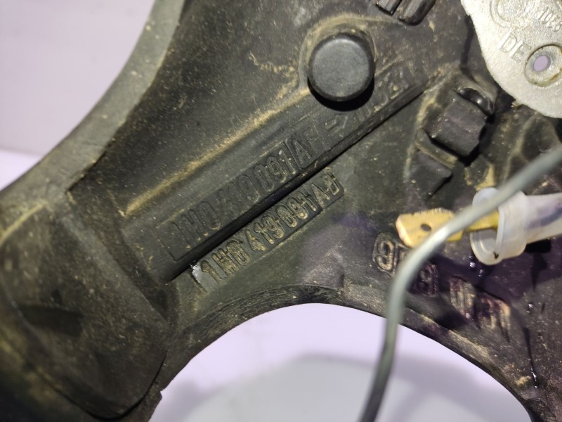 Recambio de volante para volkswagen golf iii (1h1) 1.9 tdi referencia OEM IAM 1H0419091AD  