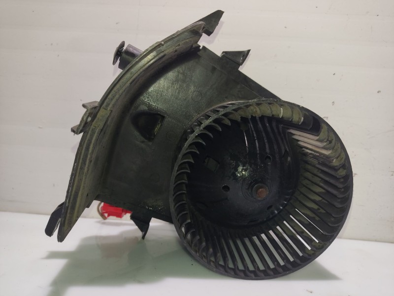 Recambio de ventilador calefaccion para volkswagen golf iii (1h1) 1.9 tdi referencia OEM IAM 1H1820021  