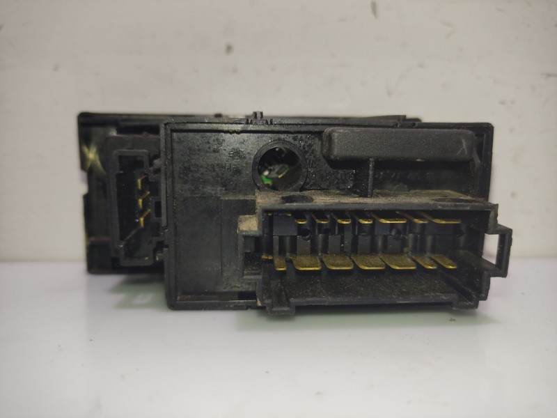 Recambio de mando luces para volkswagen golf iii (1h1) 1.9 tdi referencia OEM IAM 1H6941531  