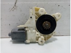 Recambio de motor elevalunas delantero izquierdo para ford focus berlina (cap) 1.6 tdci cat referencia OEM IAM    2