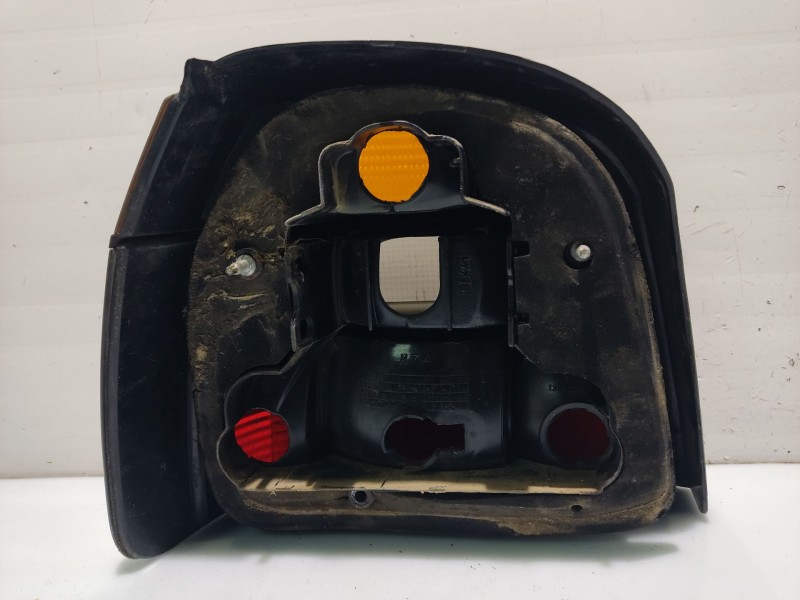 Recambio de piloto trasero derecho para volkswagen golf iii berlina (1h1) referencia OEM IAM 1E0945096A  