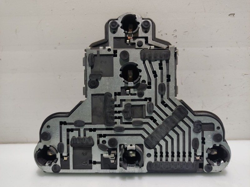 Recambio de portalamparas para volkswagen golf iii berlina (1h1) s referencia OEM IAM 1H6945257  