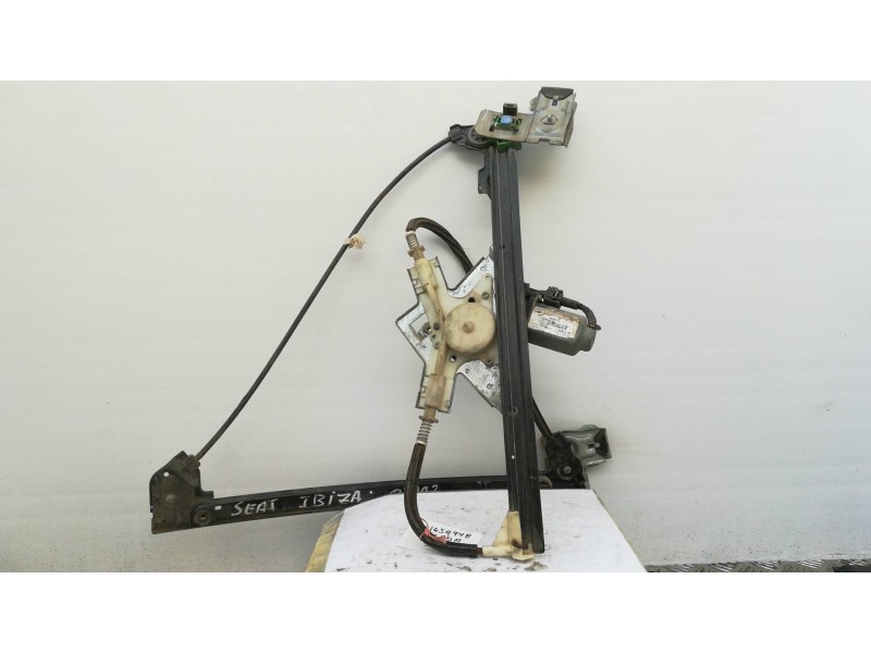 Recambio de elevalunas delantero derecho para seat ibiza (6k)    |   0.93 - 0.99 | 1993 - 1999 referencia OEM IAM 400651  