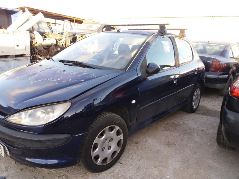 peugeot 206 berlina 1.4 hdi   |   0.98 - ... | 1998 | 68 cv / 50 kw del año 1998