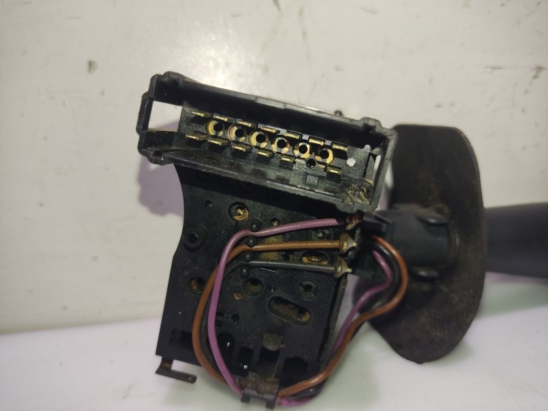 Recambio de mando intermitentes para renault megane scenic rxe 1.9d referencia OEM IAM 36978B 7700428197 