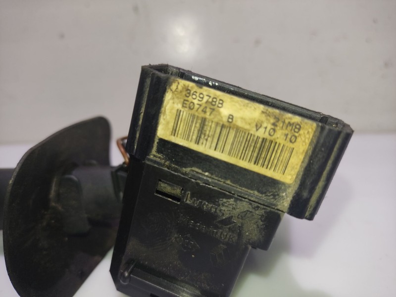 Recambio de mando intermitentes para renault megane scenic rxe 1.9d referencia OEM IAM 36978B 7700428197 