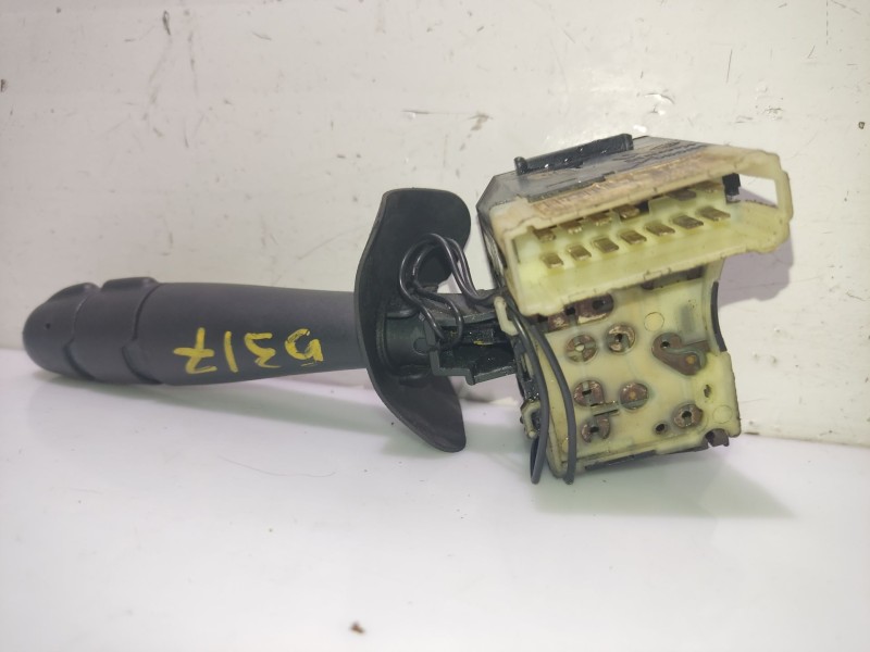 Recambio de mando limpia para renault megane scenic rxe 1.9d referencia OEM IAM 36794B 7700428197 