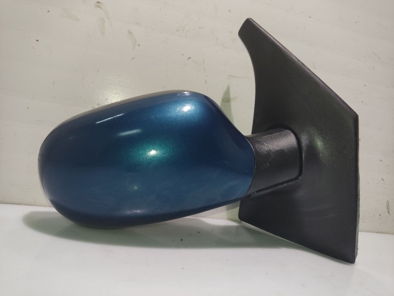 Recambio de retrovisor derecho para renault megane scenic rxe 1.9d referencia OEM IAM 7700415436  