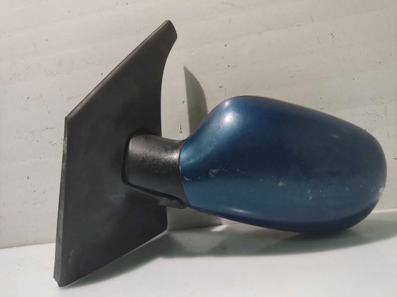 Recambio de retrovisor izquierdo para renault megane scenic rxe 1.9d referencia OEM IAM 7700841653  