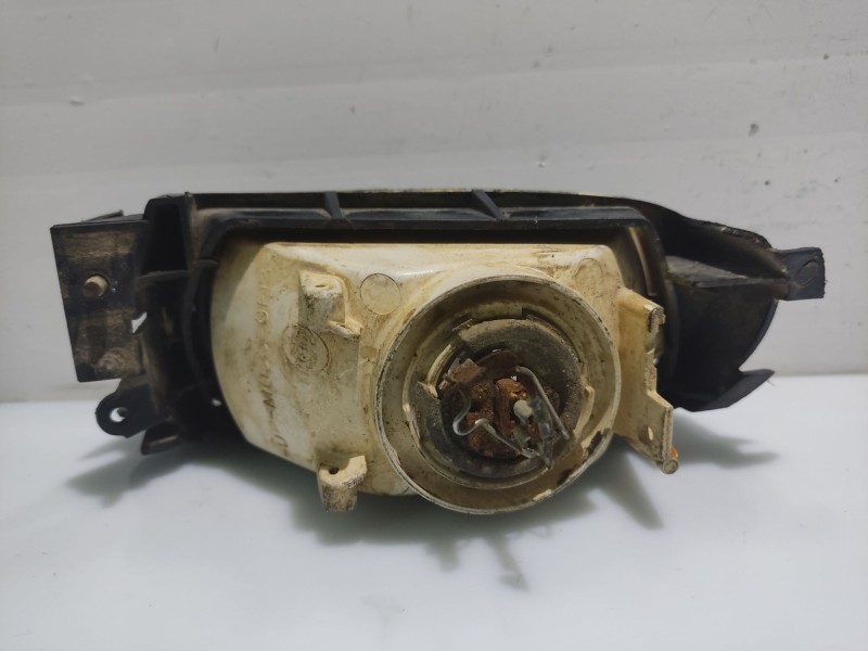 Recambio de faro antiniebla derecho para renault megane scenic rxe 1.9d referencia OEM IAM 7701040681  