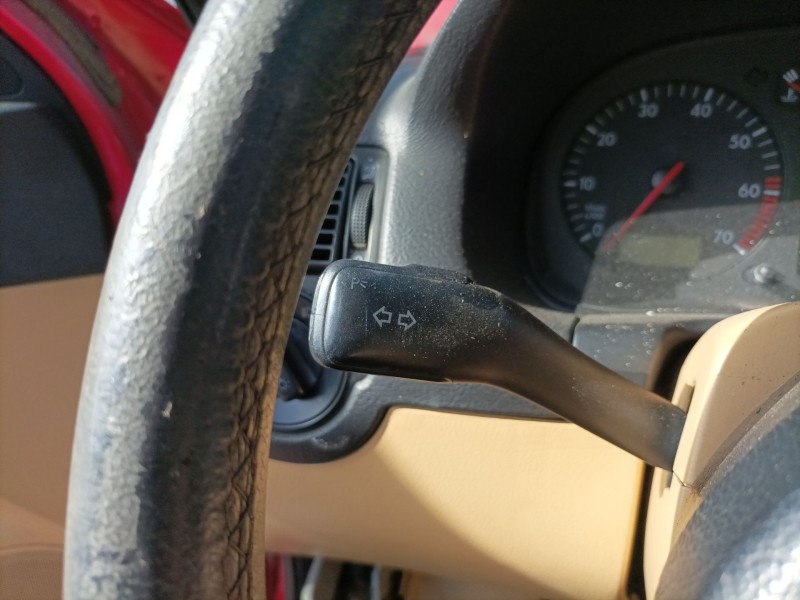 Recambio de mando intermitentes para volkswagen golf iv (1j1) 1.9 tdi referencia OEM IAM   