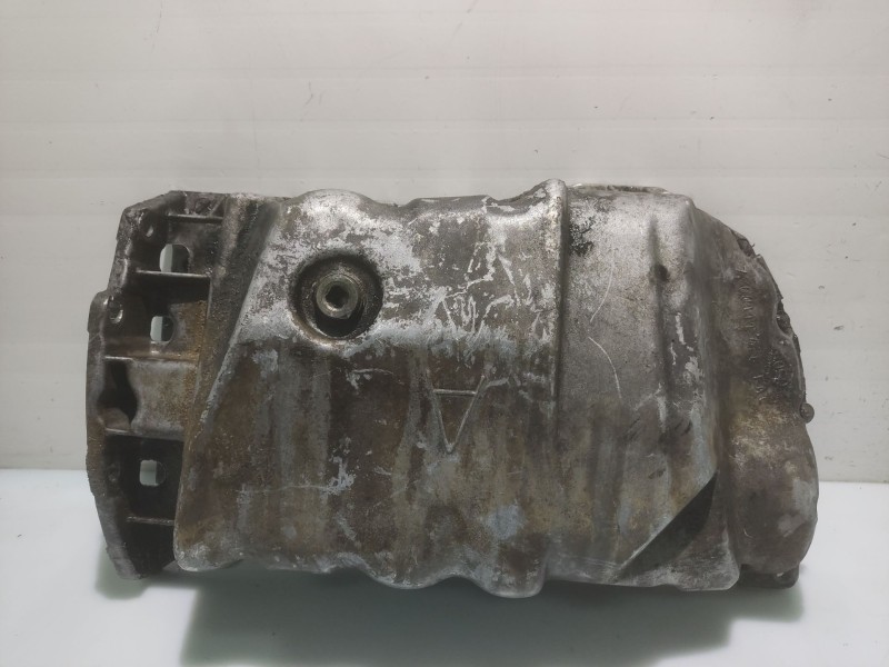 Recambio de carter para renault megane scenic rxe 1.9d referencia OEM IAM 7700111746 8200728381 