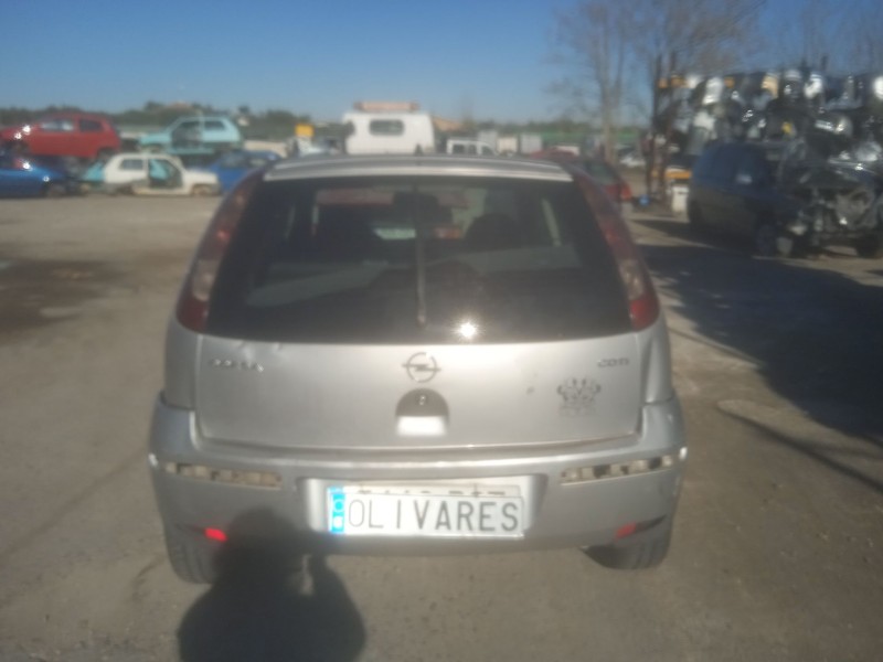 opel corsa d (s07) del año 2005