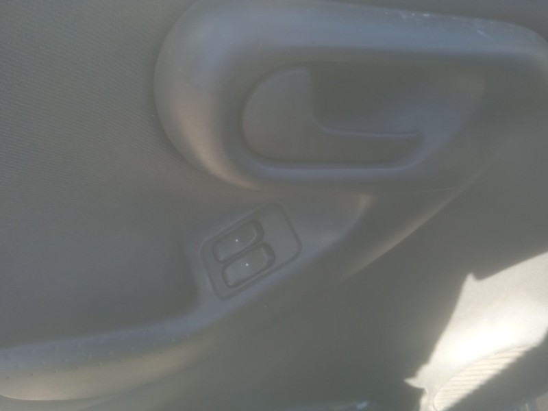 opel corsa d (s07) del año 2005