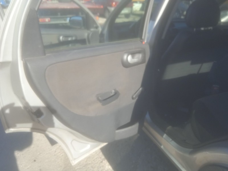opel corsa d (s07) del año 2005