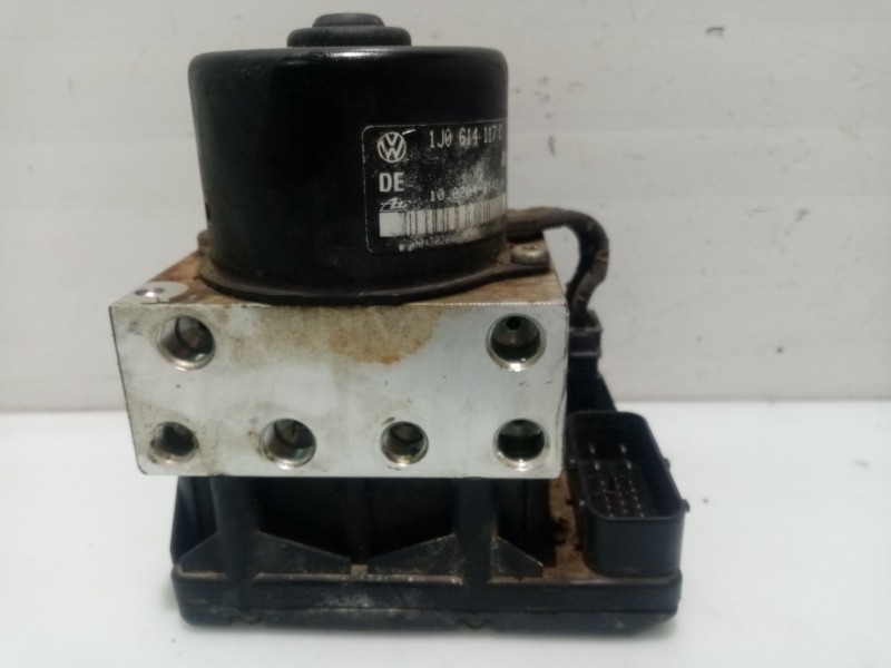 Recambio de abs para volkswagen golf iv (1j1) 1.9 tdi referencia OEM IAM 1J0614117C 1J0907379G 