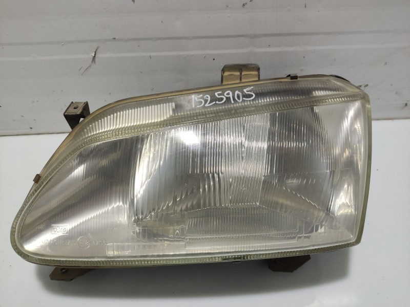 Recambio de faro izquierdo para renault megane i berlina hatchback (ba0) referencia OEM IAM 260605784R  