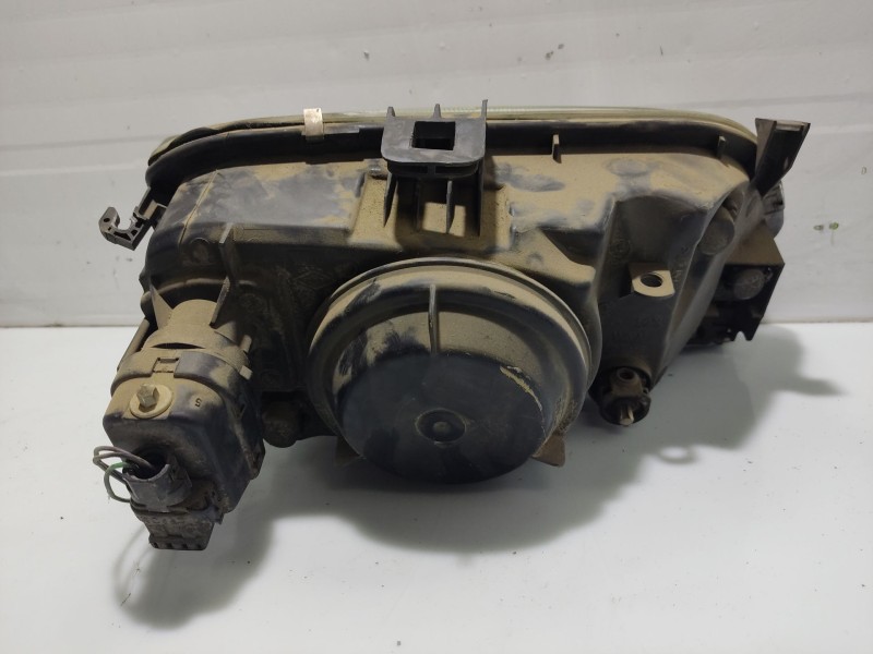 Recambio de faro izquierdo para renault megane i berlina hatchback (ba0) referencia OEM IAM 260605784R   Recambio de faro izquierdo para renault megane i berlina hatchback (ba0) referencia OEM IAM 260605784R