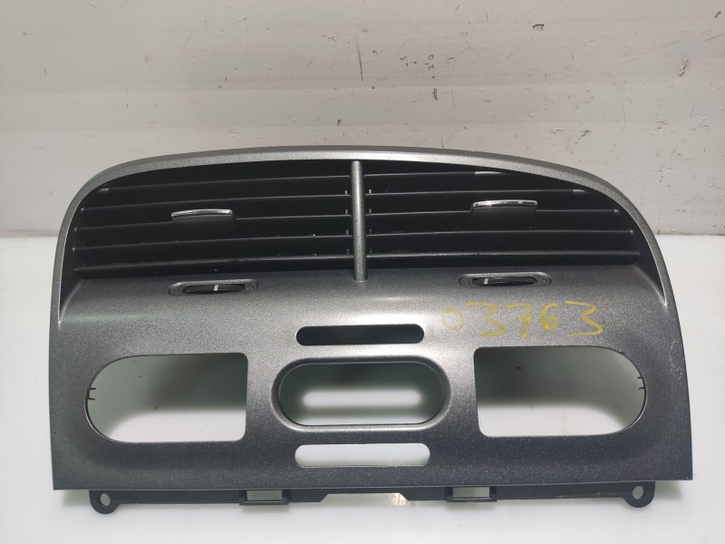 Recambio de moldura para seat toledo (5p2) 2.0 tdi referencia OEM IAM   
