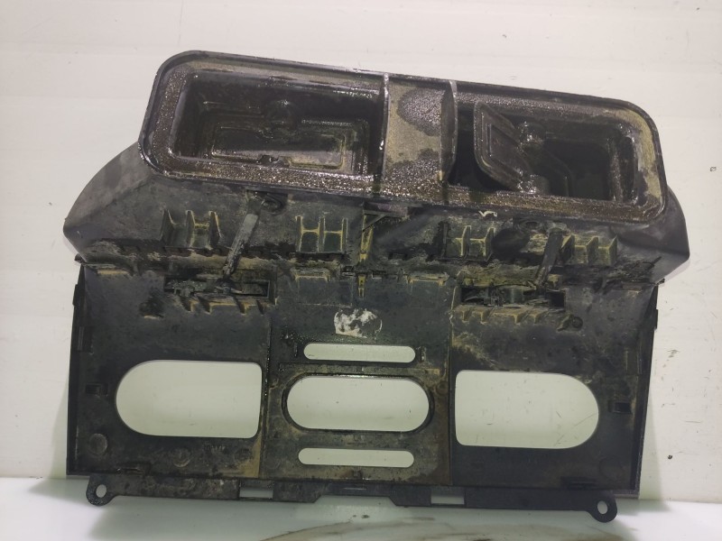 Recambio de moldura para seat toledo (5p2) 2.0 tdi referencia OEM IAM   