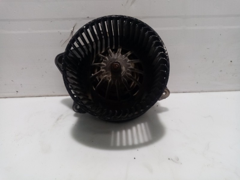 Recambio de motor calefaccion para renault megane scenic rxe 1.9d referencia OEM IAM F659964U  