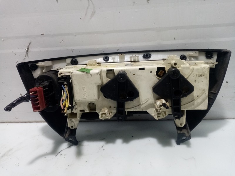 Recambio de mando calefaccion / aire acondicionado para renault megane scenic rxe 1.9d referencia OEM IAM   
