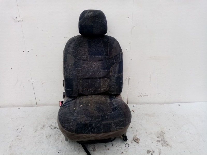 Recambio de asiento delantero izquierdo para renault megane scenic rxe 1.9d referencia OEM IAM 5030ADI  