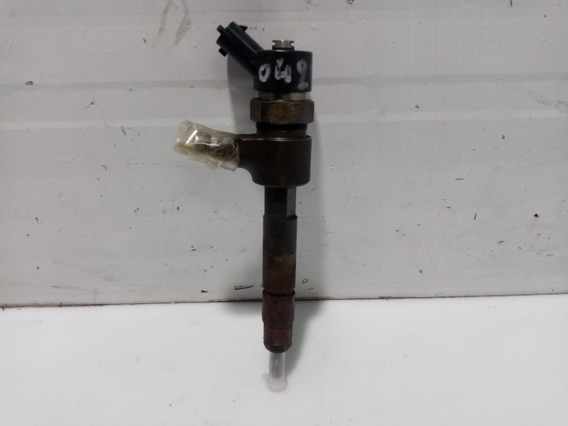 Recambio de inyector para fiat stilo (192) 1.9 jtd cat referencia OEM IAM 0445110119 1106135938830 