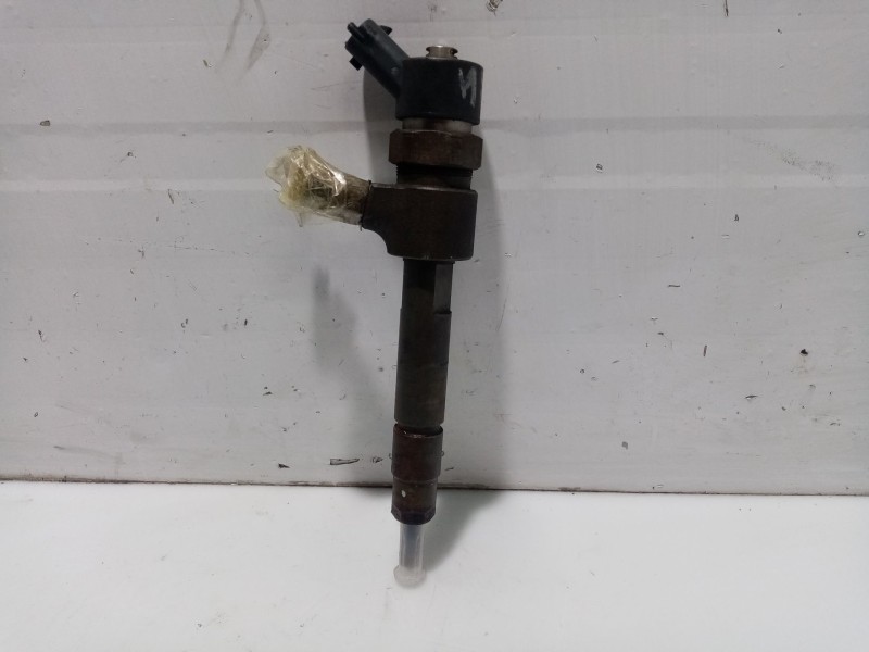 Recambio de inyector para fiat stilo (192) 1.9 jtd cat referencia OEM IAM 0445110119 113109138830 