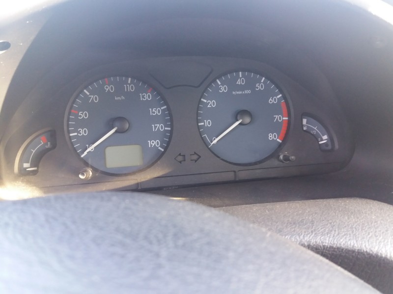 citroen saxo 1.1   |   0.99 - 0.03 | 1999 - 2003 | 60 cv / 44 kw del año 1999