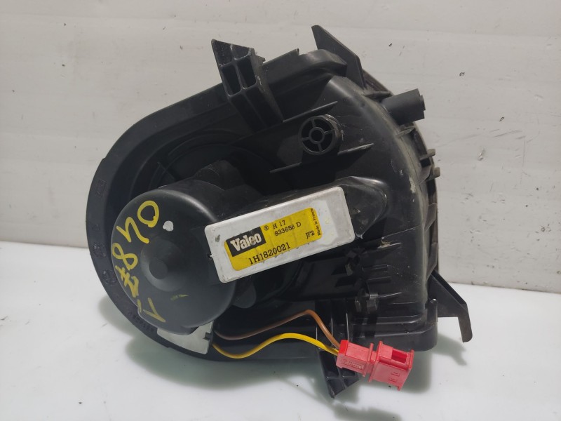 Recambio de ventilador calefaccion para volkswagen golf iii berlina (1h1) referencia OEM IAM 1H1820021  