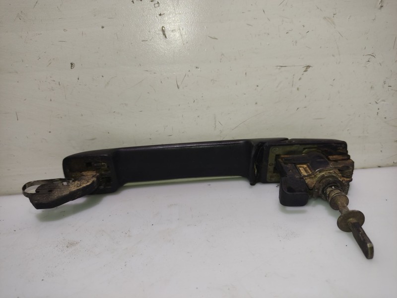 Recambio de maneta exterior delantera derecha para volkswagen golf iii berlina (1h1) referencia OEM IAM 1H0837207C  