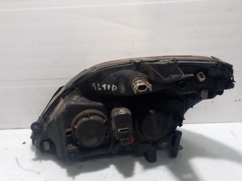 Recambio de faro derecho para renault scenic referencia OEM IAM 260101792R  