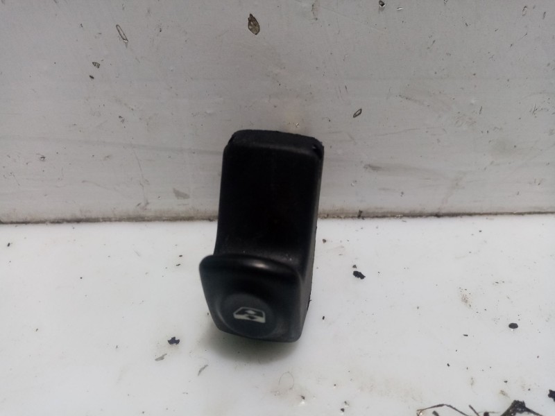 Recambio de mando elevalunas delantero izquierdo para renault scenic referencia OEM IAM 5193MEDI  