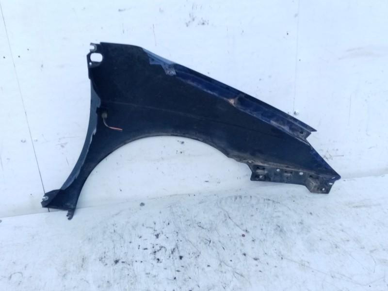 Recambio de aleta delantera izquierda para renault scenic referencia OEM IAM 7700843699  