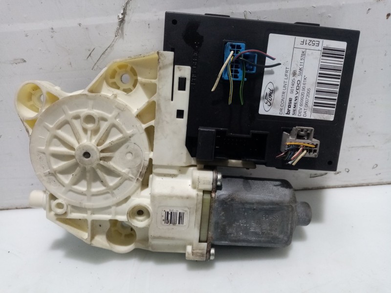 Recambio de motor elevalunas delantero izquierdo para ford focus ii (da_, hcp, dp) 1.6 tdci referencia OEM IAM 0130822215  