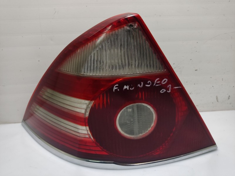 Recambio de piloto trasero izquierdo para ford mondeo berlina referencia OEM IAM 1S7113405A  