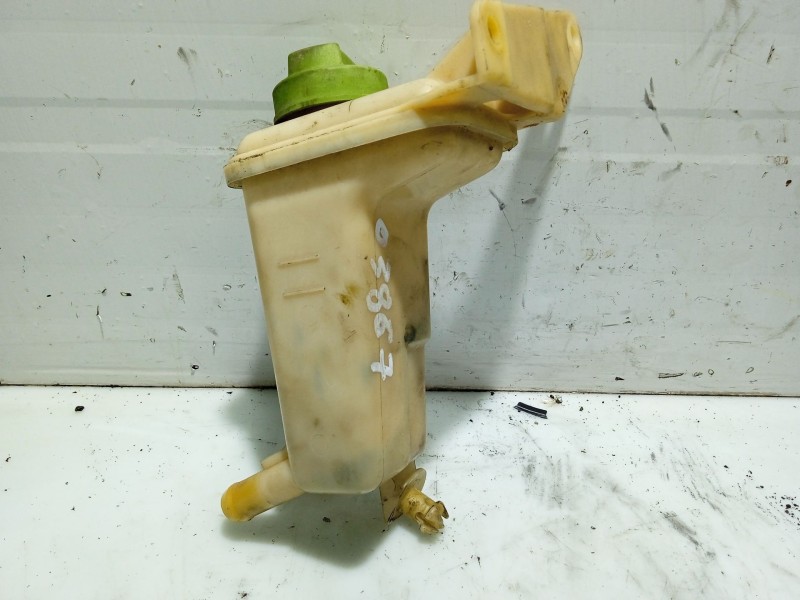 Recambio de deposito freno para audi a6 avant (4b5) 2.5 tdi quattro referencia OEM IAM 8D0422373C  