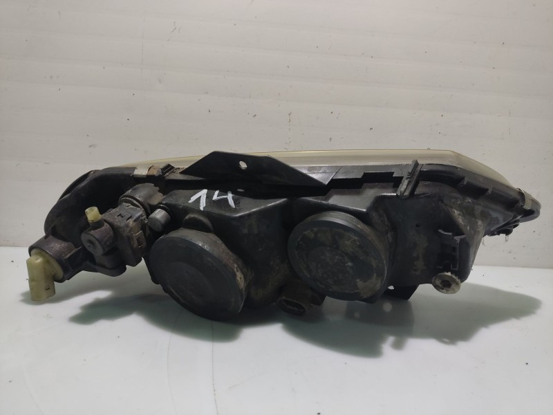 Recambio de faro izquierdo para renault laguna (b56) referencia OEM IAM 7701047879  