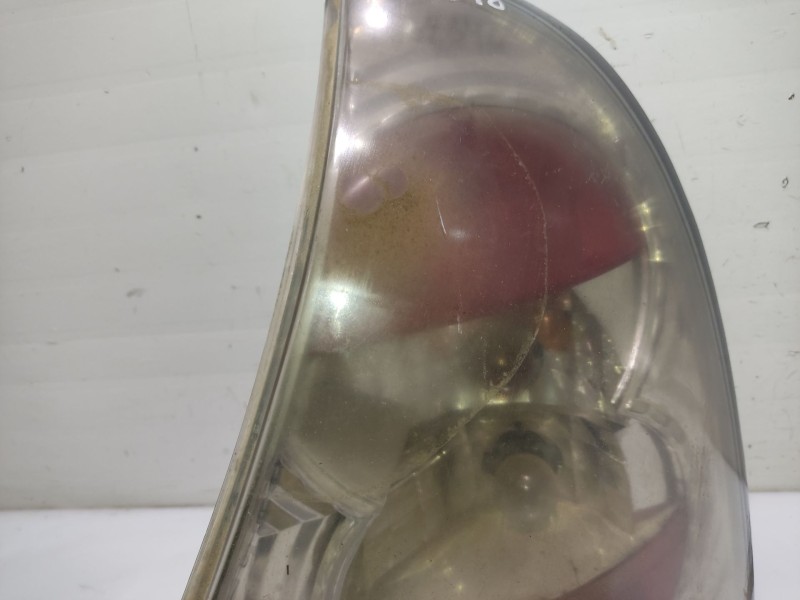 Recambio de piloto trasero derecho para renault clio ii fase ii (b/cb0) referencia OEM IAM 265505530R  