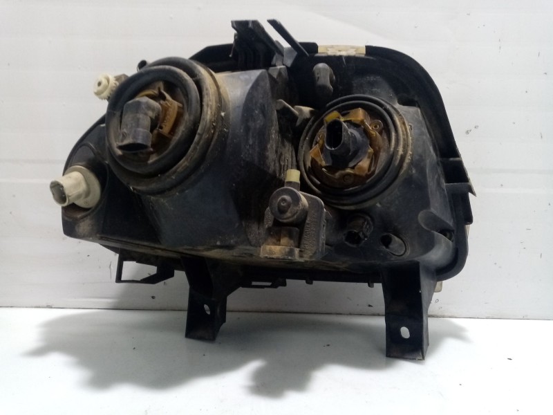 Recambio de faro izquierdo para renault clio ii fase i fase i referencia OEM IAM 260603338R  