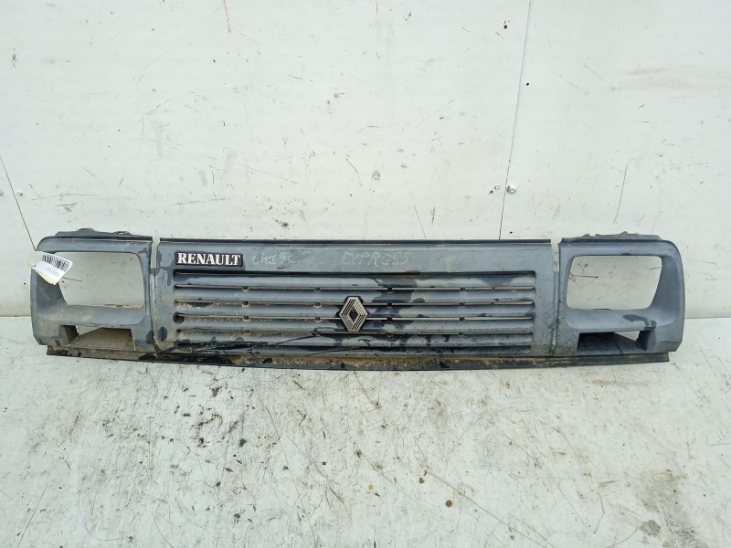 Recambio de rejilla delantera para renault express referencia OEM IAM   